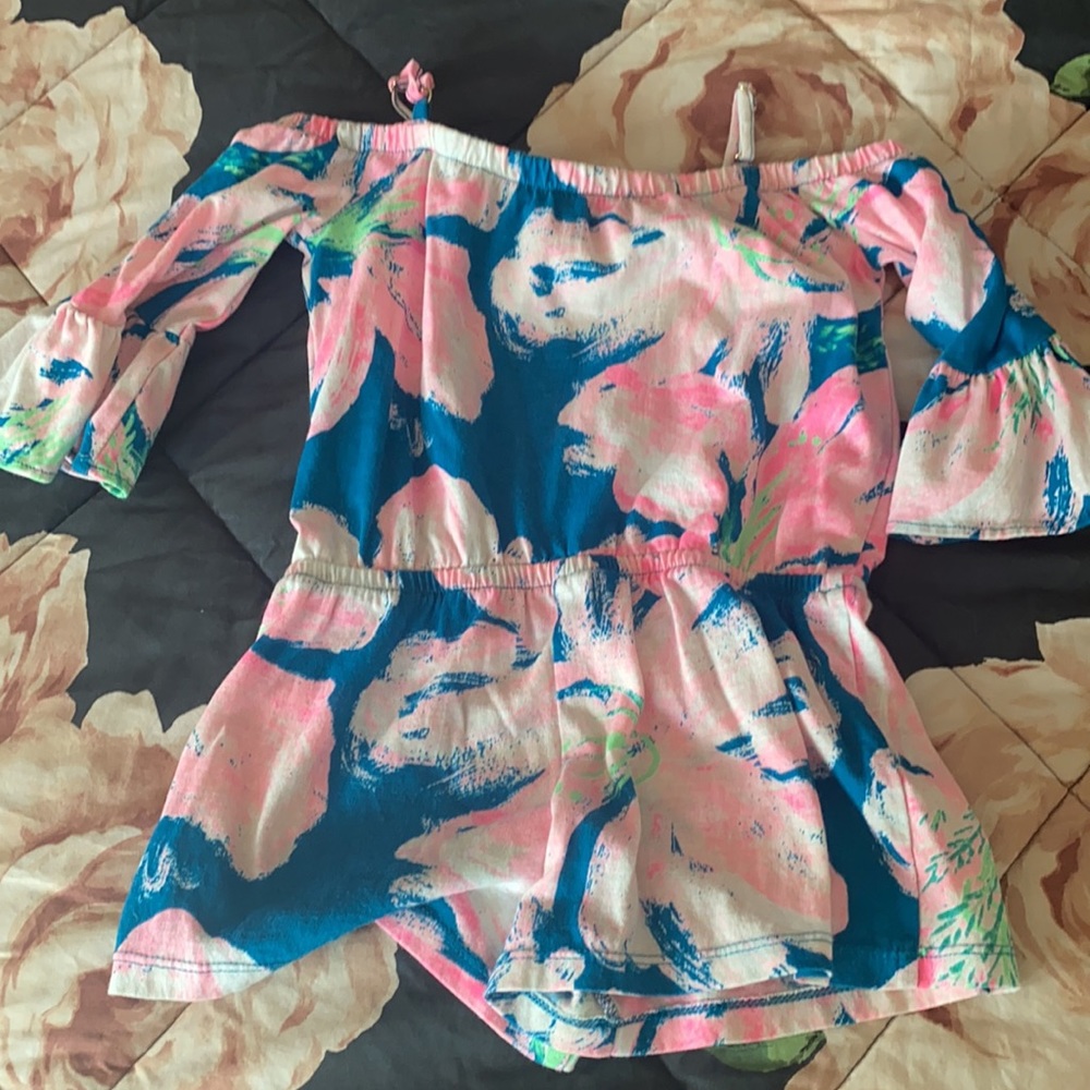 Lilly Pulitzer girls off the shoulder romperSize s - Picture 3 of 3